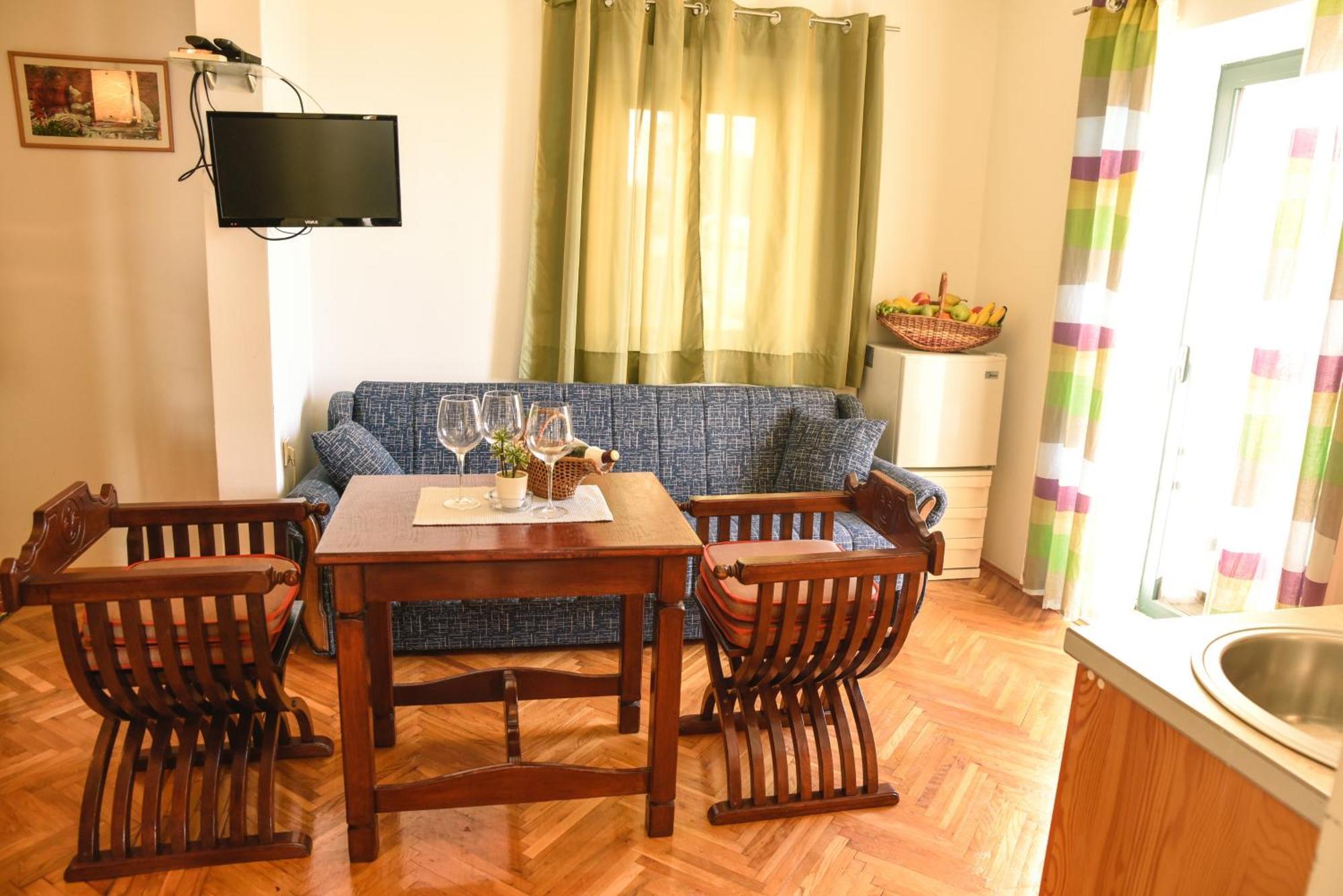 Apartments Susanna Ulcinj Rum bild