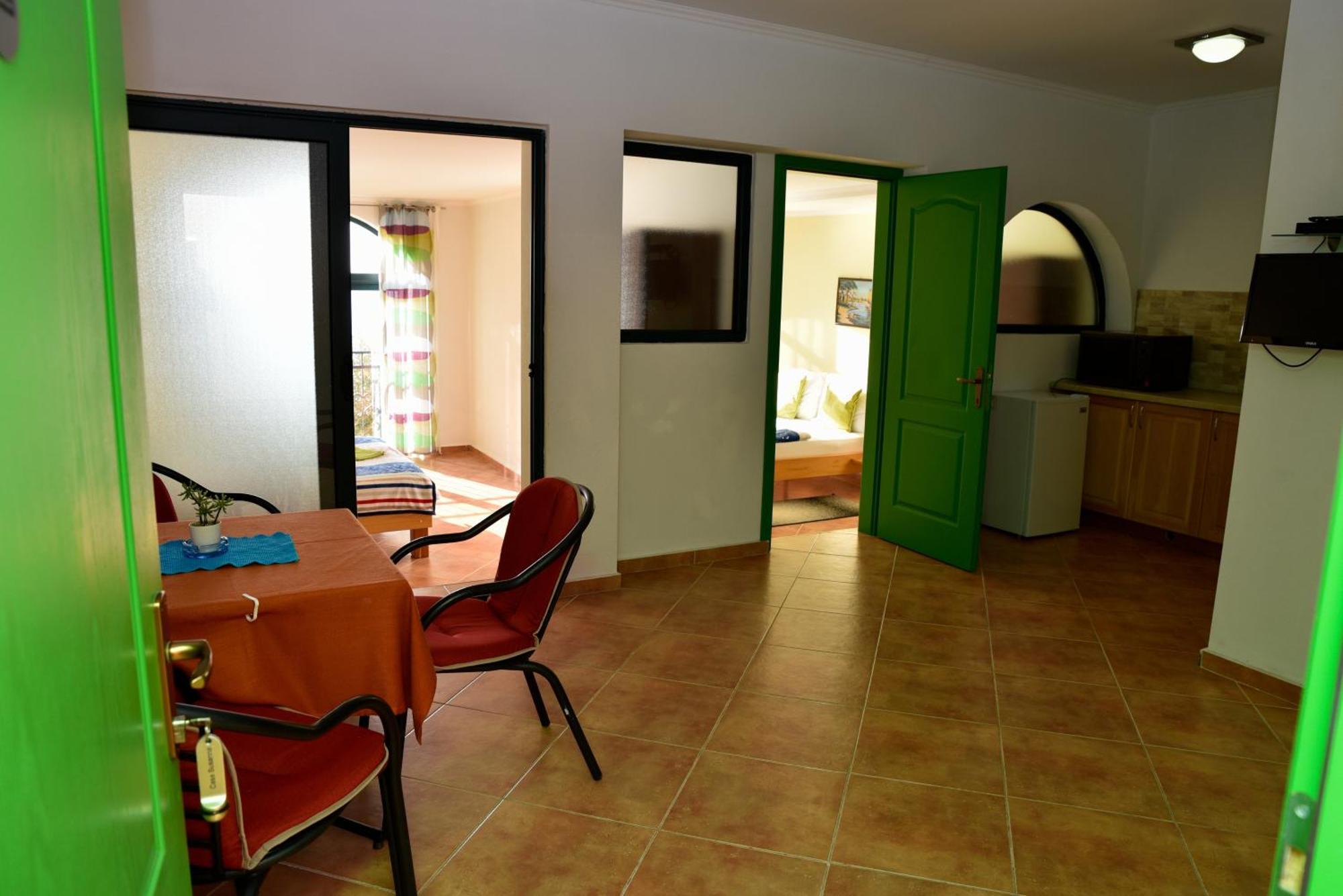 Apartments Susanna Ulcinj Rum bild