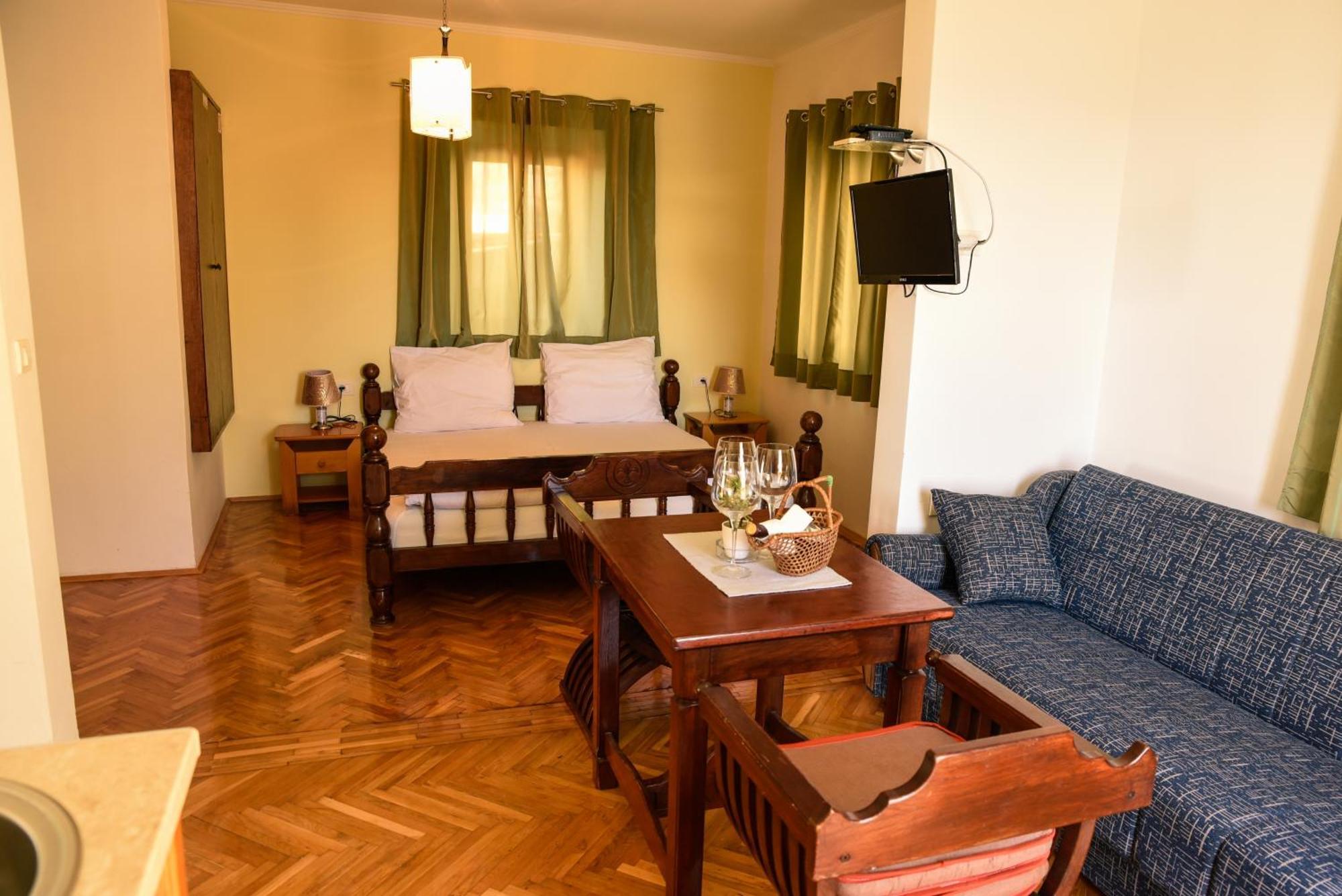 Apartments Susanna Ulcinj Rum bild