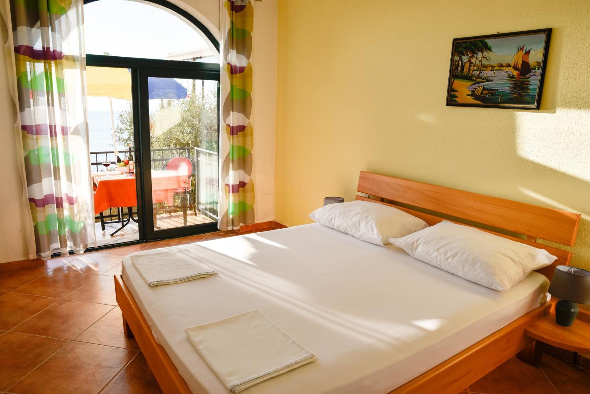 Apartments Susanna Ulcinj Rum bild