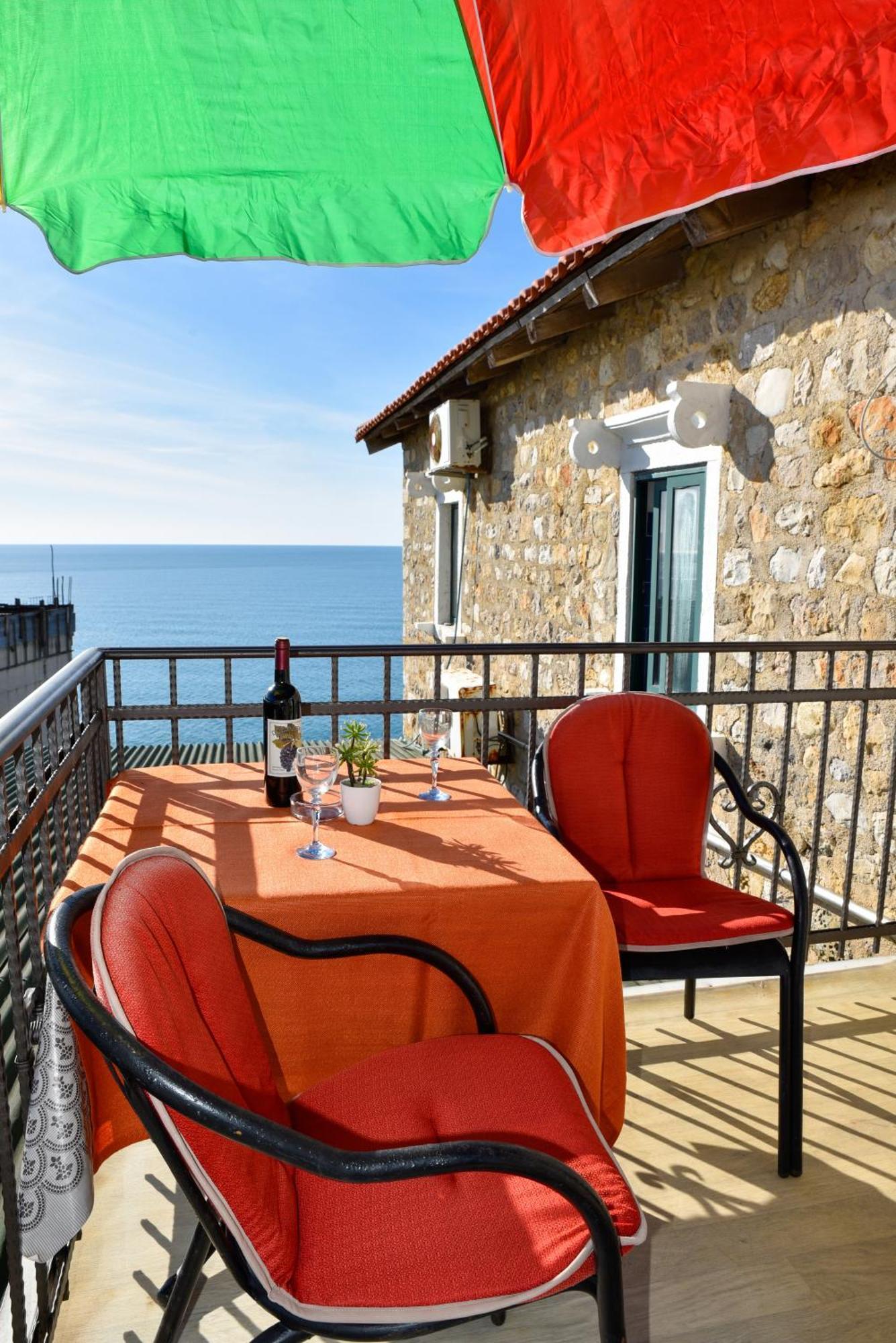 Apartments Susanna Ulcinj Rum bild